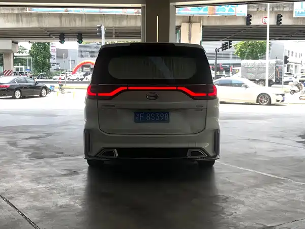 GAC Trumpchi M8 2021