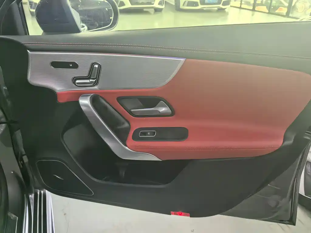 Mercedes-Benz A-Class AMG 2021 — фото 21