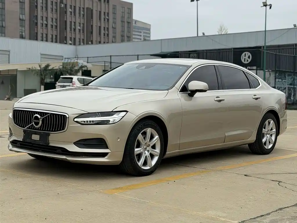 Volvo S90 2017