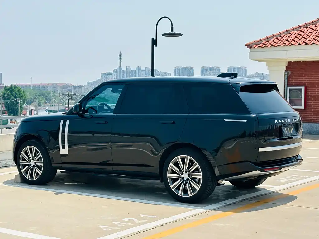 Land Rover Range Rover 2025 — фото 6