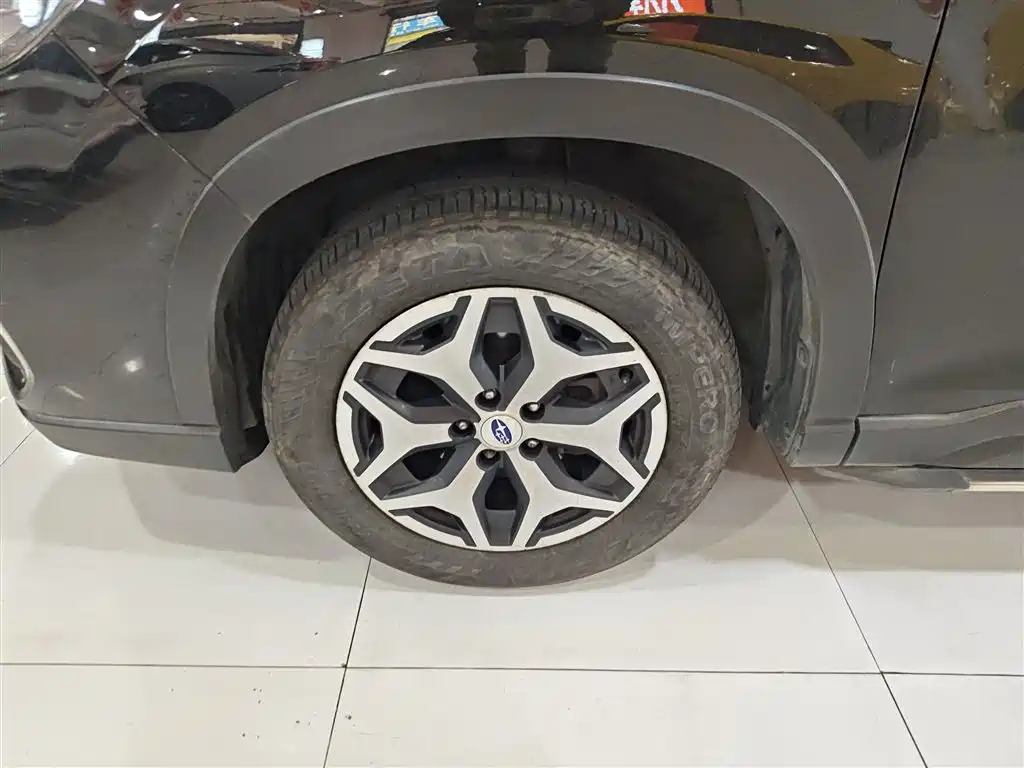 Subaru Forester 2019 — фото 25