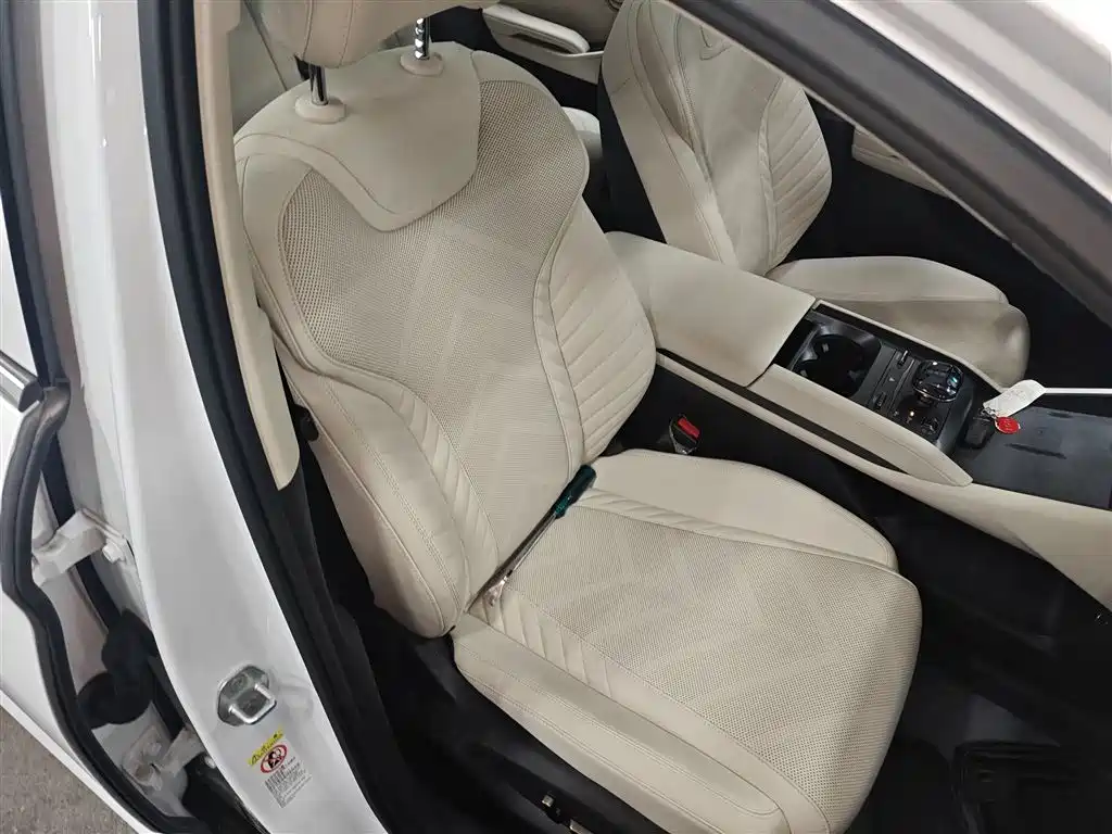BYD Qin L 2025 — фото 25