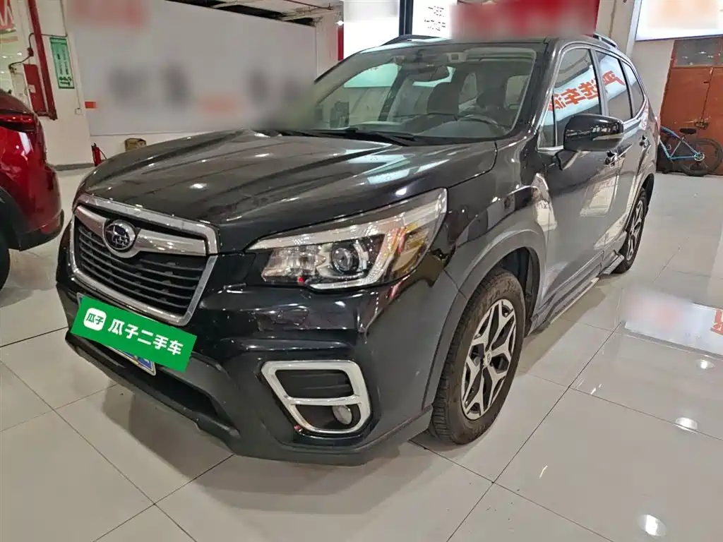 Subaru Forester 2019 — фото 2