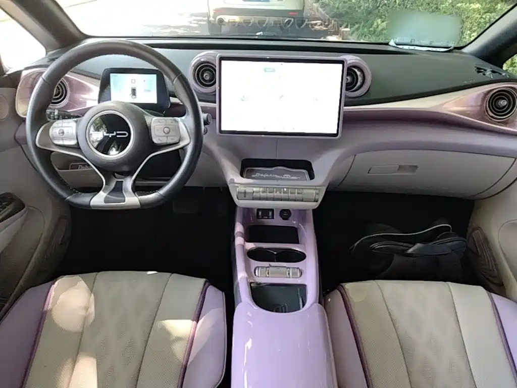 BYD Dolphin 2023 — фото 10