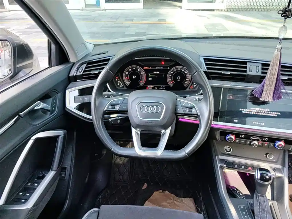Audi Q3 2022 — фото 17