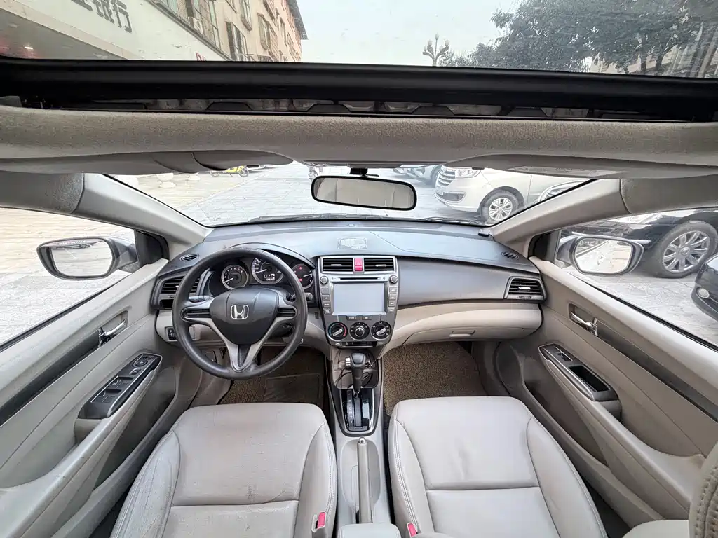 Honda City Classic 2013 — фото 10