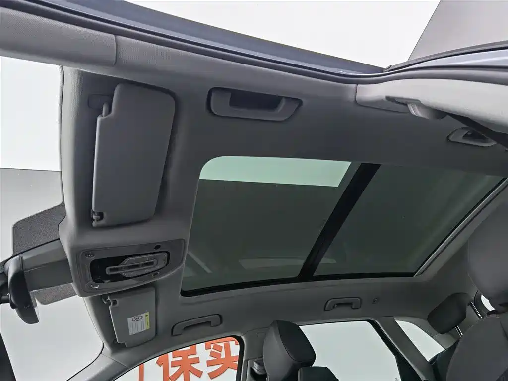 Audi Q5L 2023 — фото 14