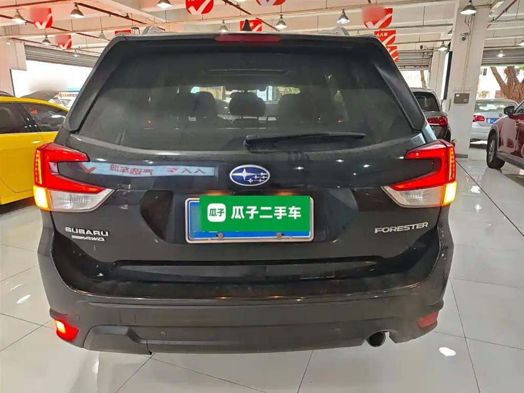 Subaru Forester 2019 — фото 4