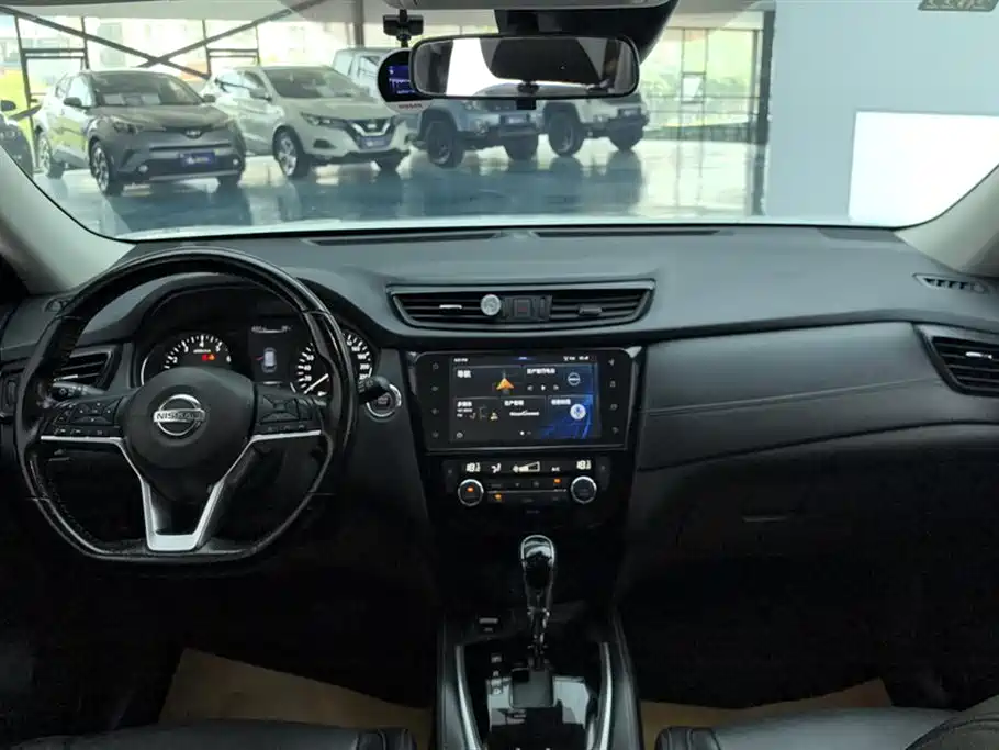 Nissan X-Trail 2020 — фото 12