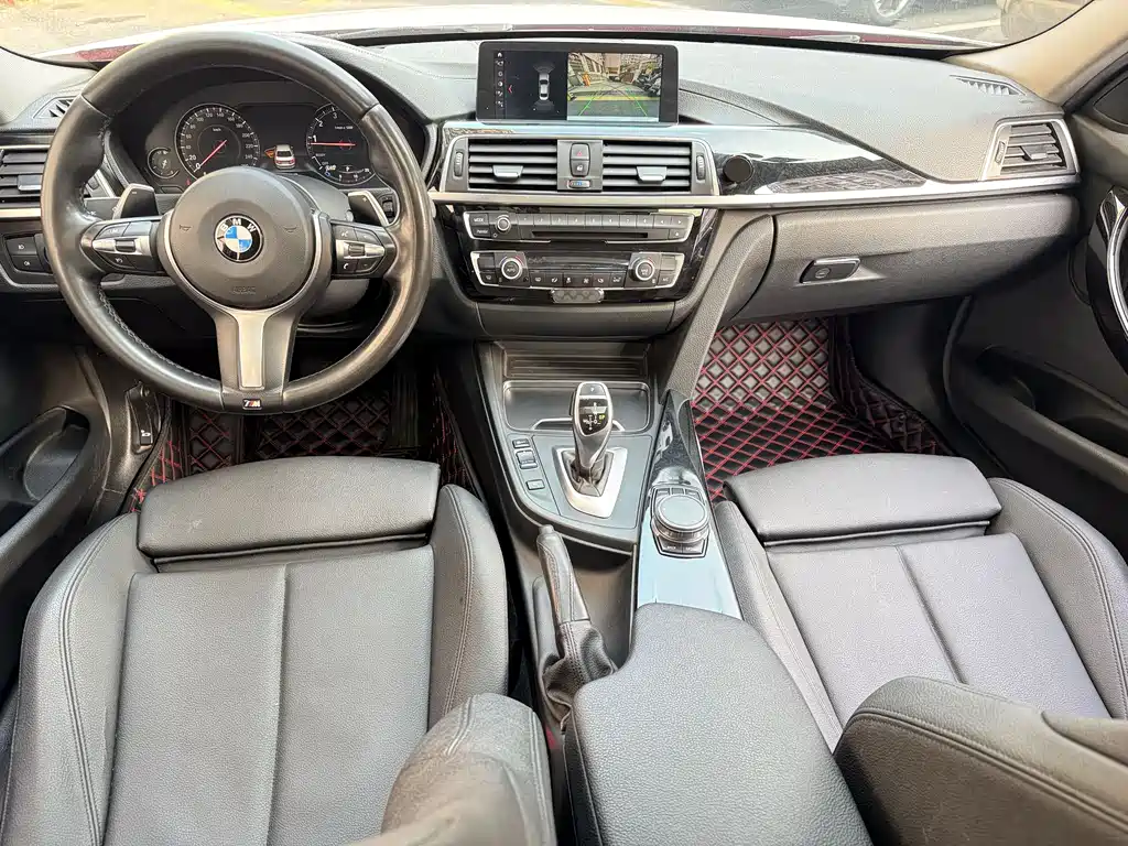 BMW 3 Series 2018 — фото 7