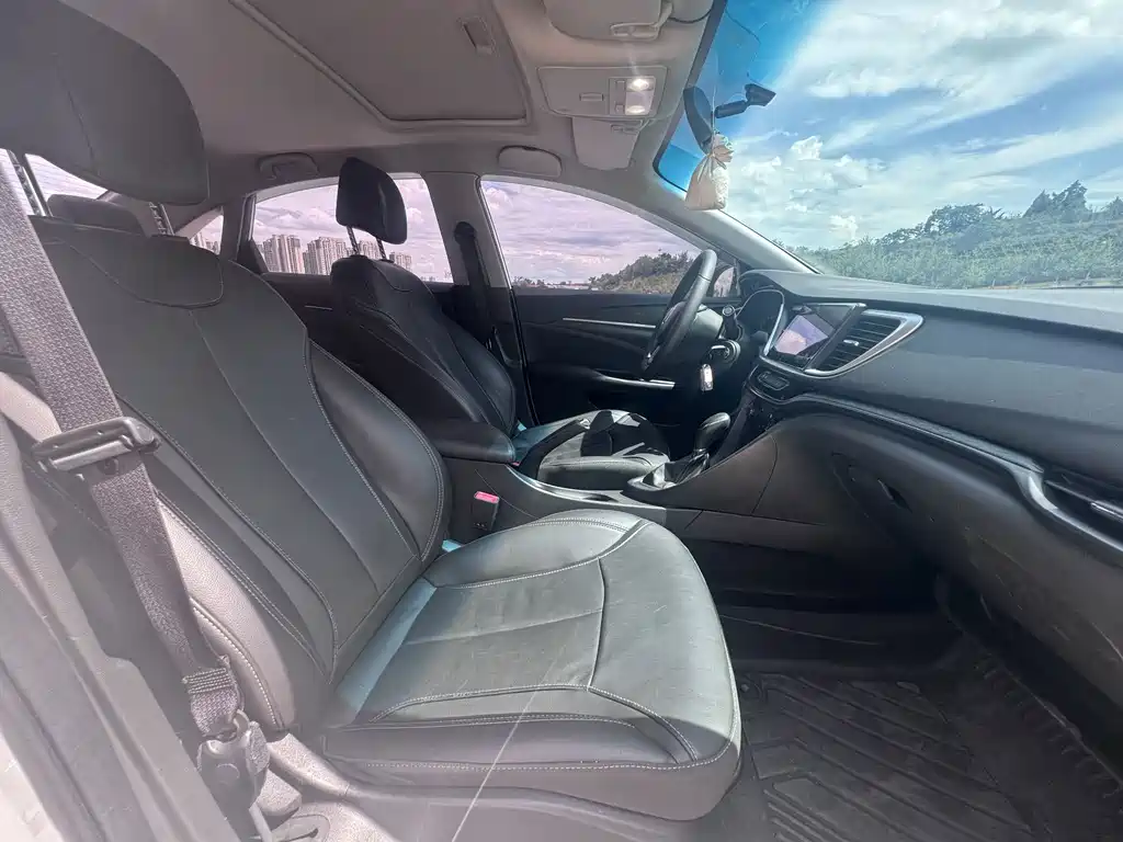 Buick Excelle GT 2018 — фото 10