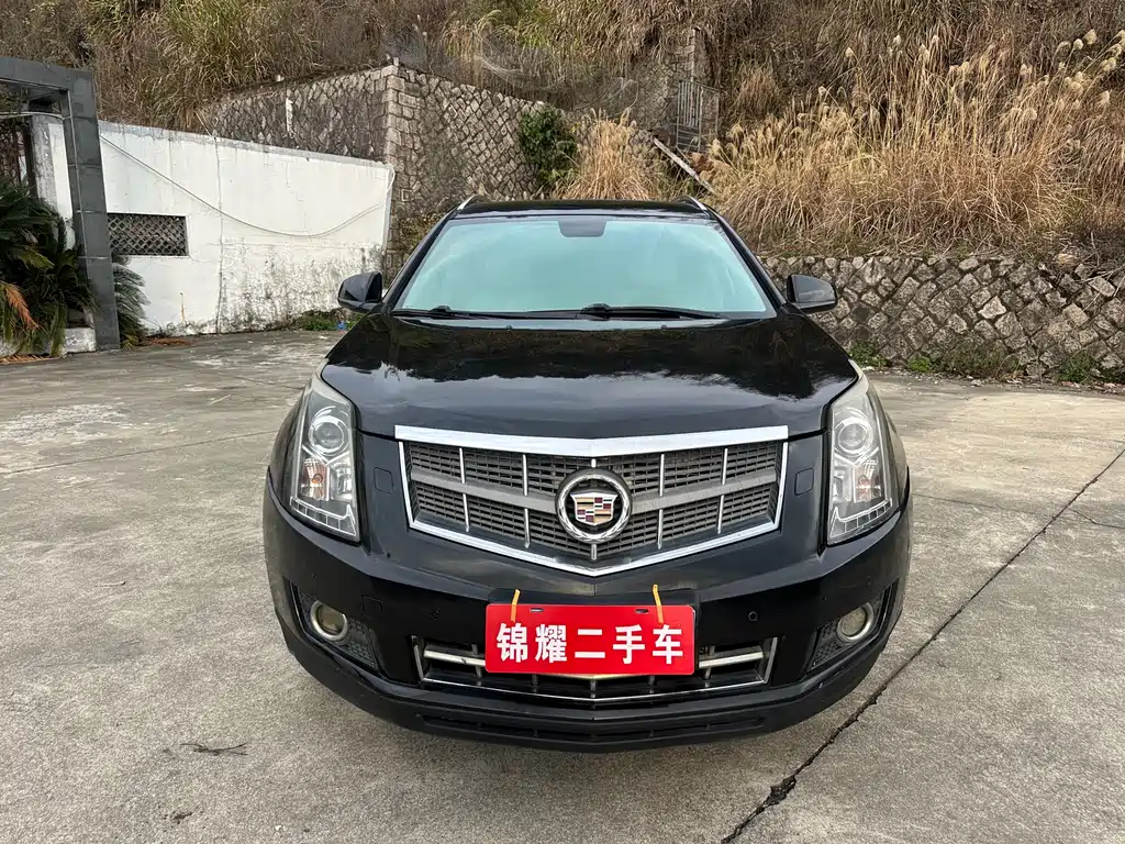 Cadillac SRX 2011 — фото 2