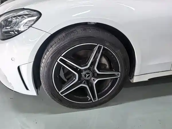 Mercedes-Benz C-Class 2021