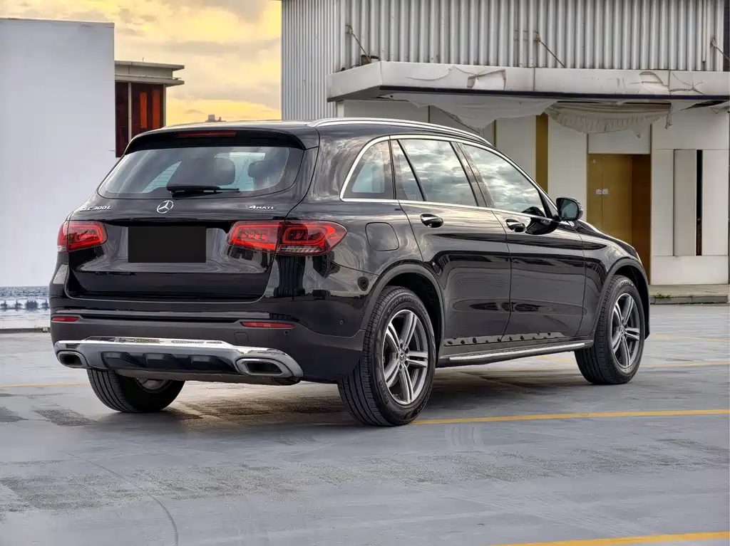 Mercedes-Benz GLC 2021