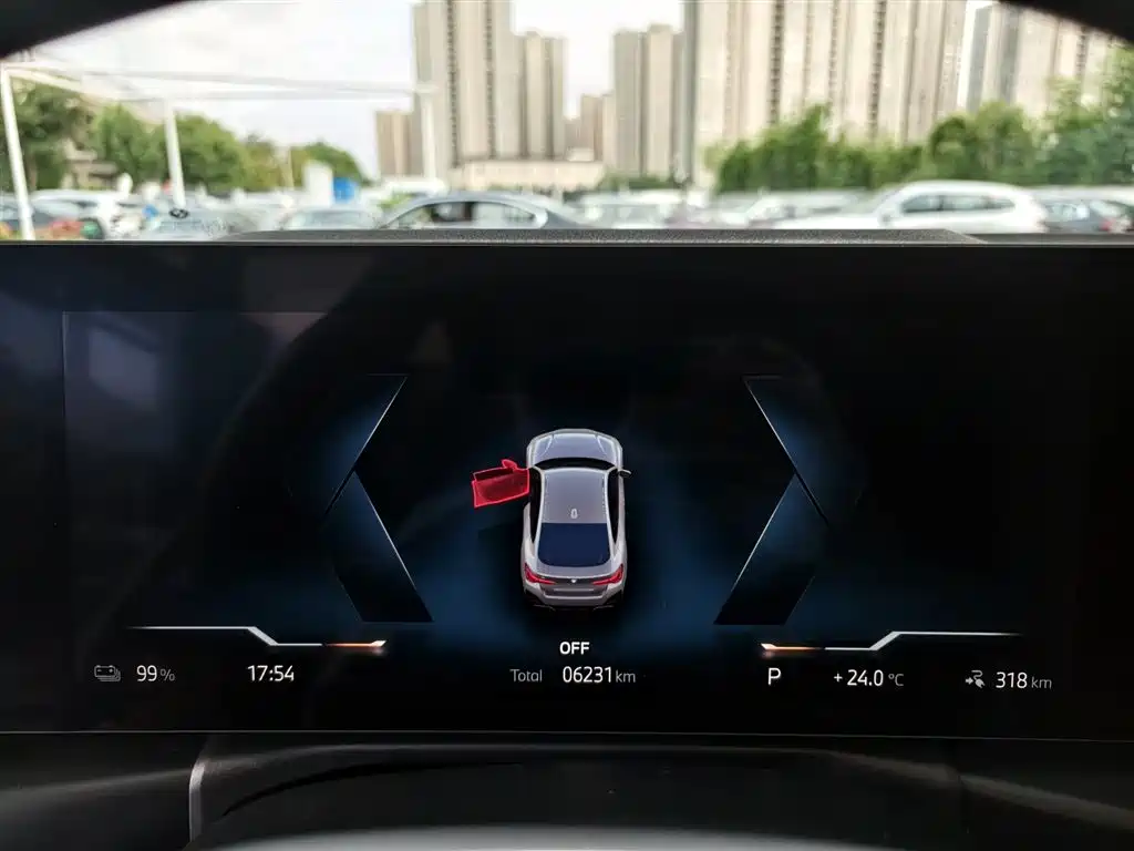 BMW i4 2025 — фото 7