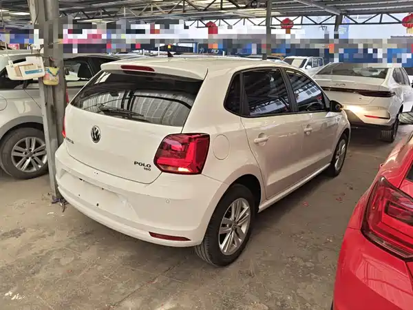 Volkswagen Polo 2016
