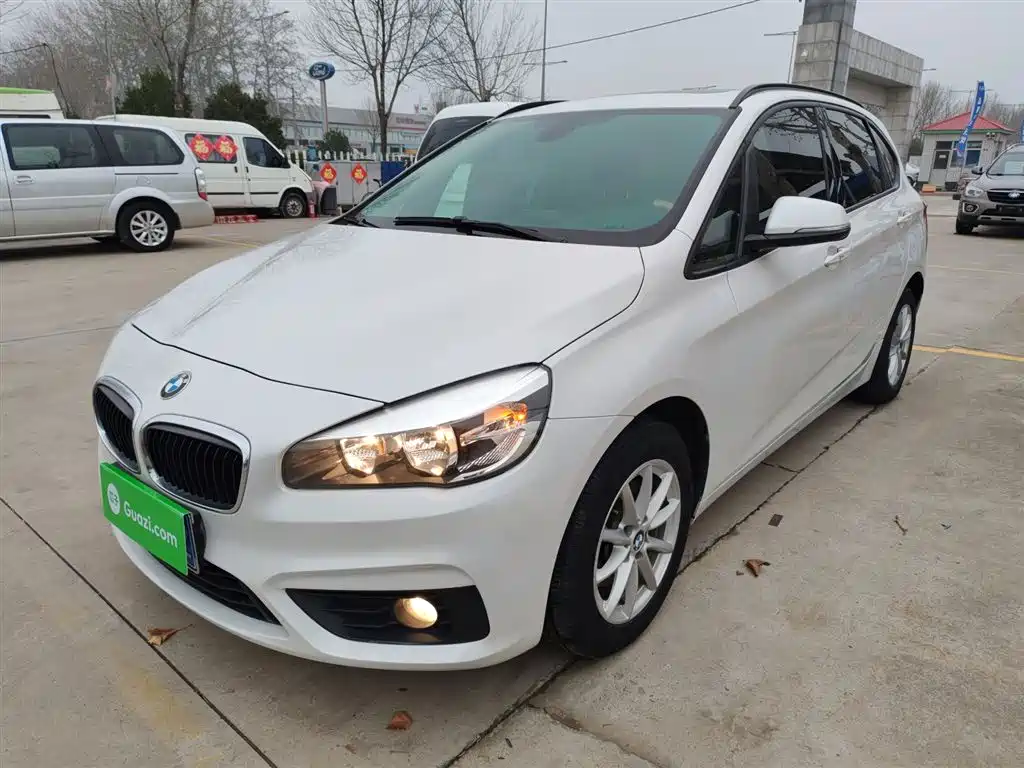 BMW 2 Series Active Tourer 2018 — фото 1