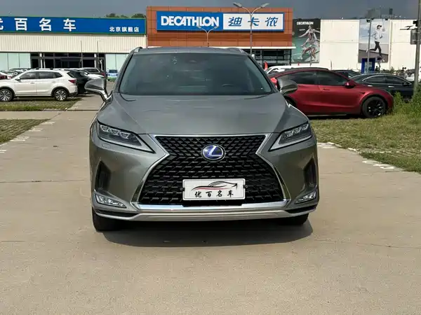 Lexus RX 2021