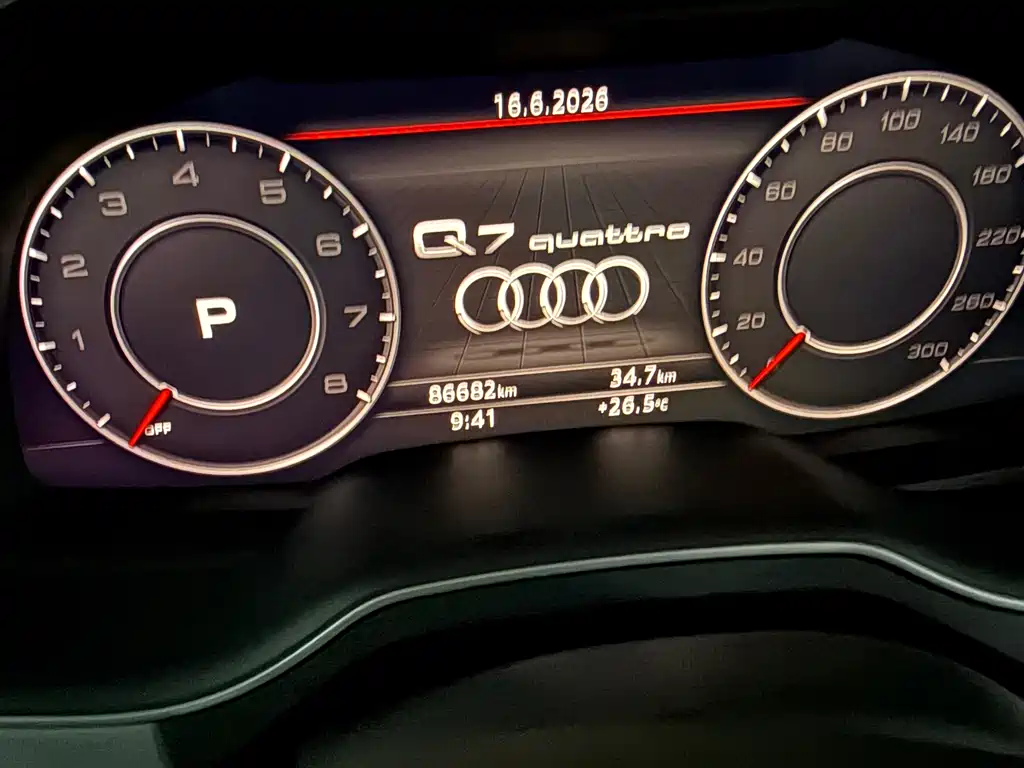 Audi Q7 2017 — фото 12