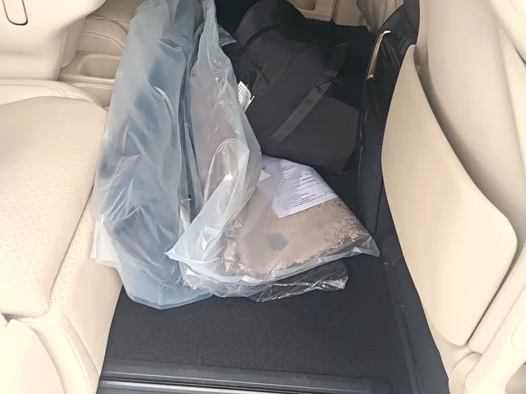 Toyota Alphard — фото 13