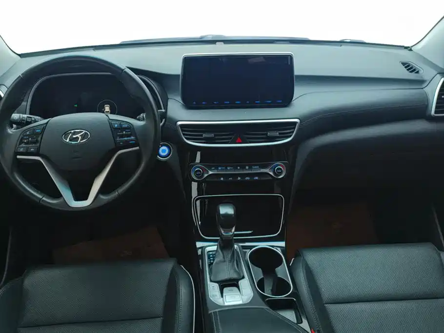 Hyundai Tucson 2019 — фото 12