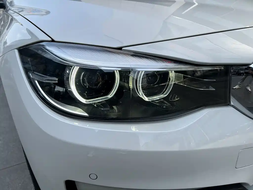 BMW 3 Series GT 2018 — фото 15