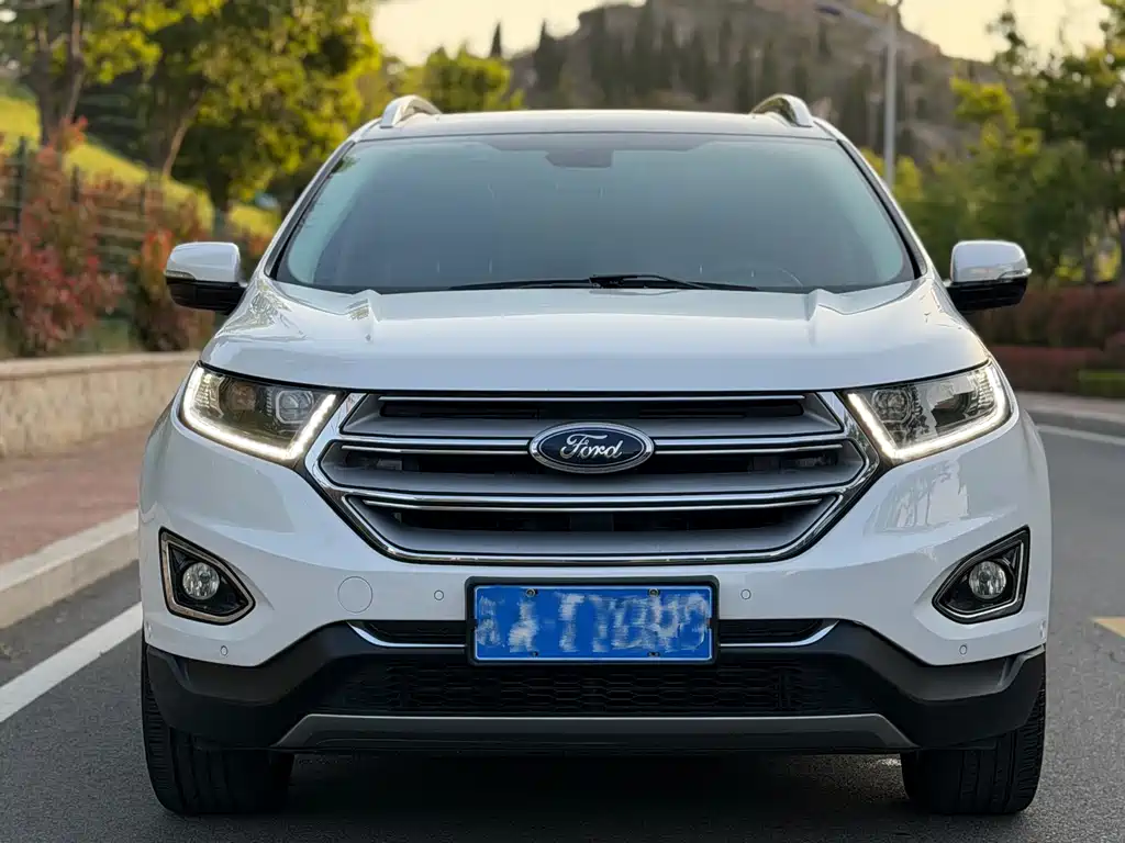 Ford Edge 2017 — фото 2