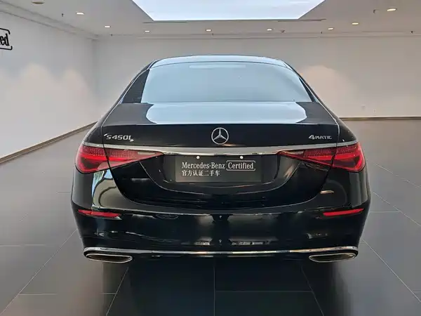 Mercedes-Benz S-Class 2024