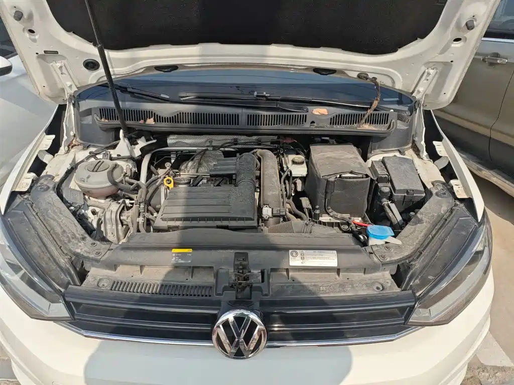 Volkswagen Touran 2018 — фото 20