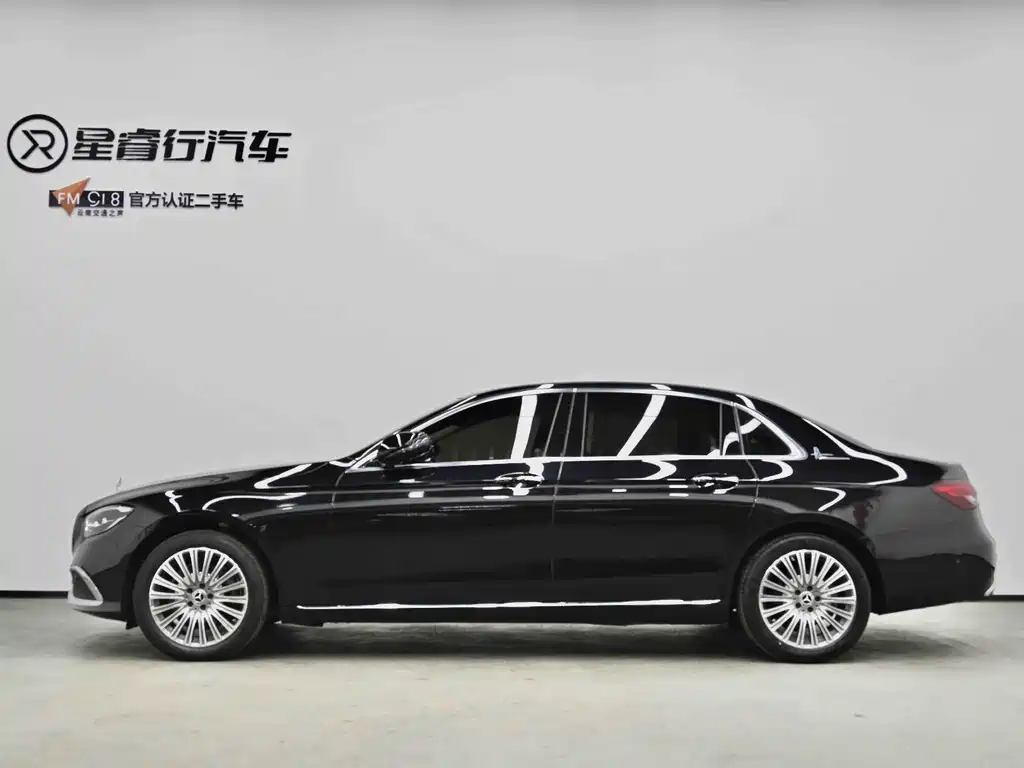 Mercedes-Benz E-Class 2022 — фото 17