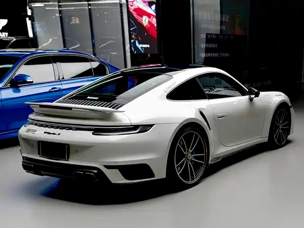 Porsche 911 2021