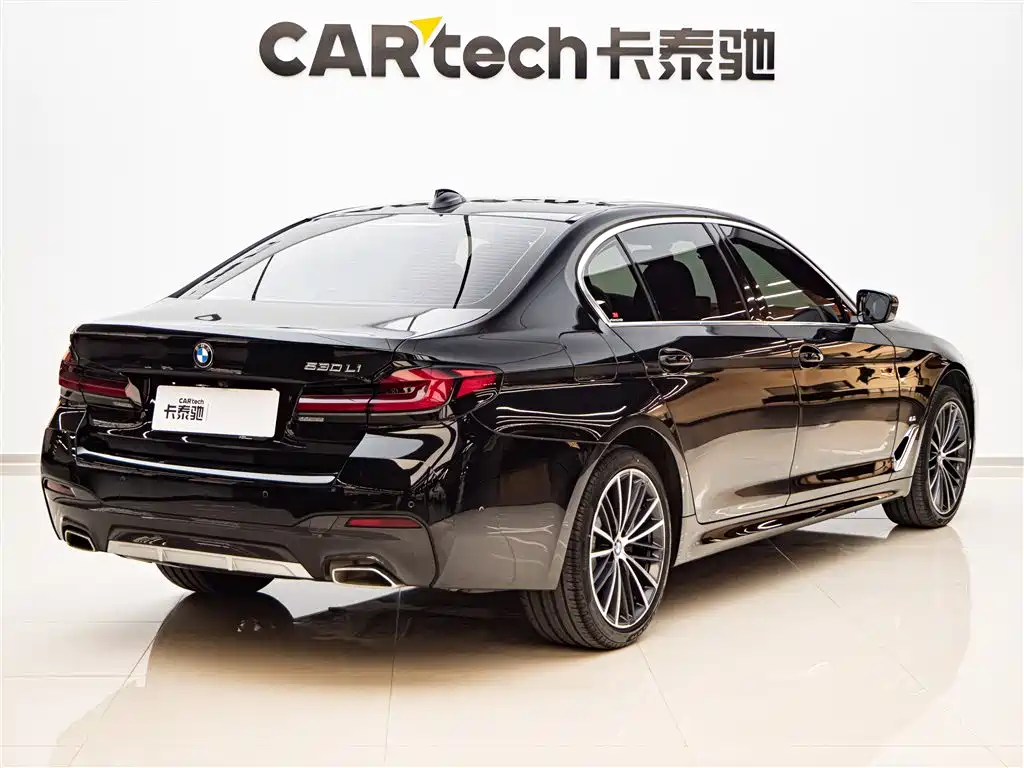 BMW 5 Series 2023 — фото 4