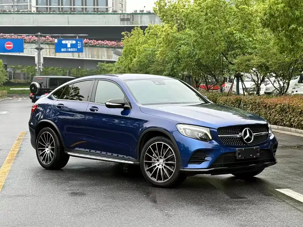 Mercedes-Benz GLC Coupe AMG 2019 — фото 3