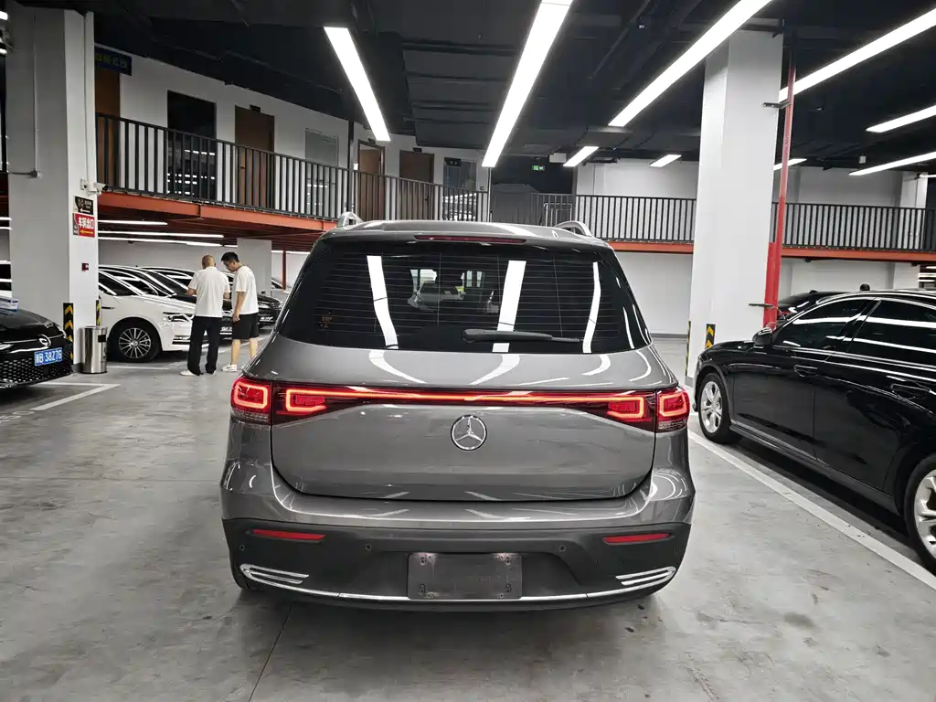 Mercedes-Benz EQB 2023 — фото 17
