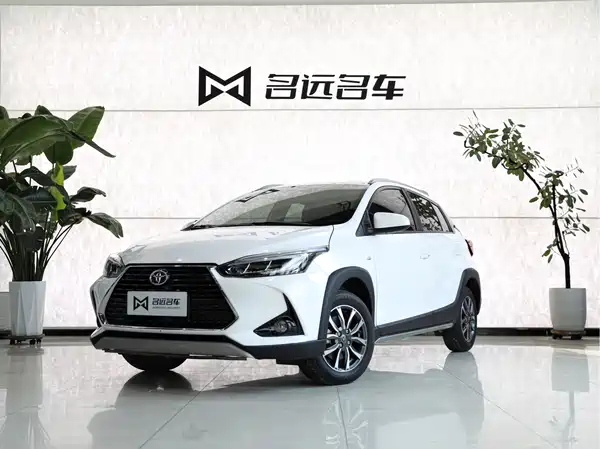 Toyota Yaris L 2022