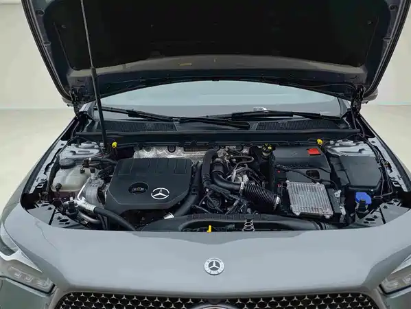 Mercedes-Benz CLA 2025