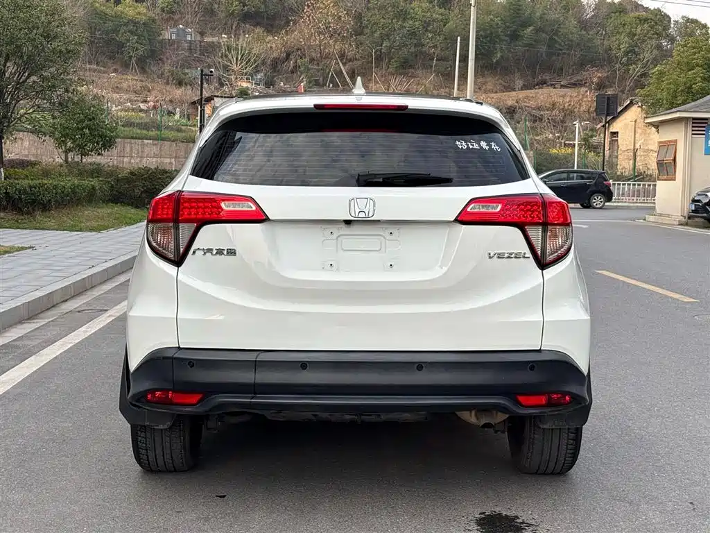 Honda Vezel 2022 — фото 4