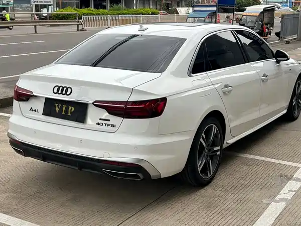Audi A4L 2023