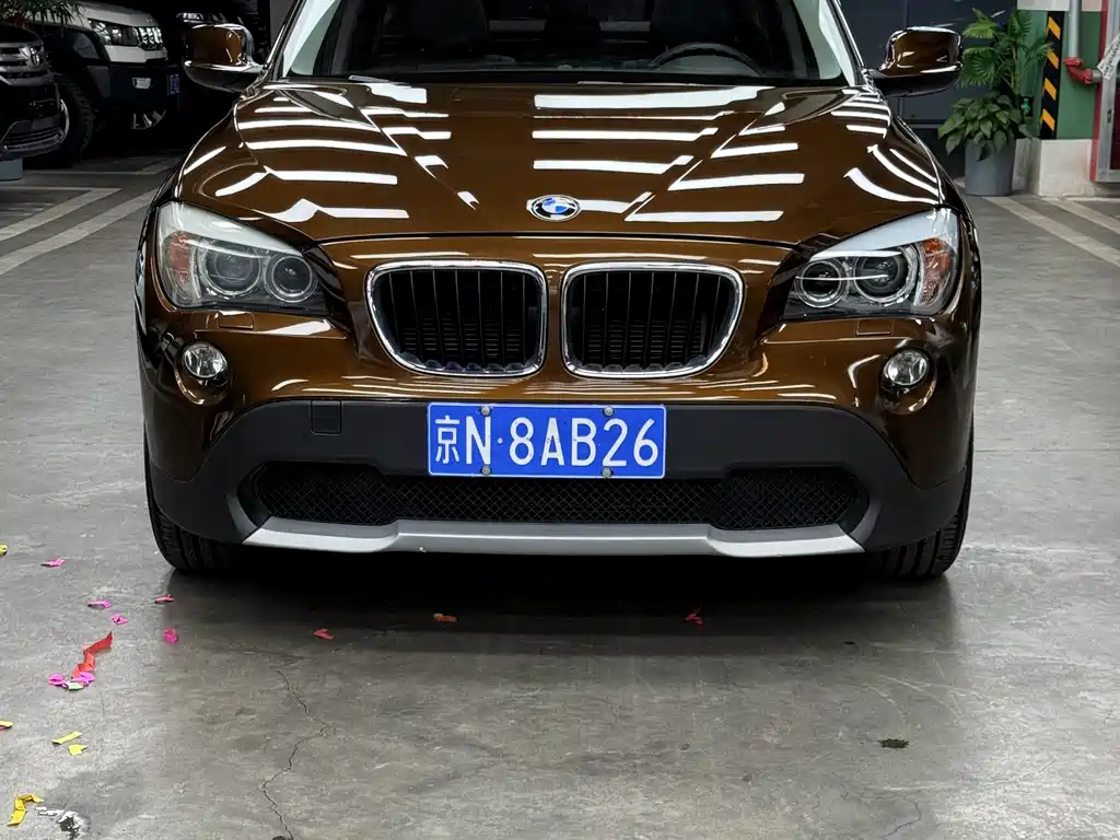 BMW X1 2012 — фото 2