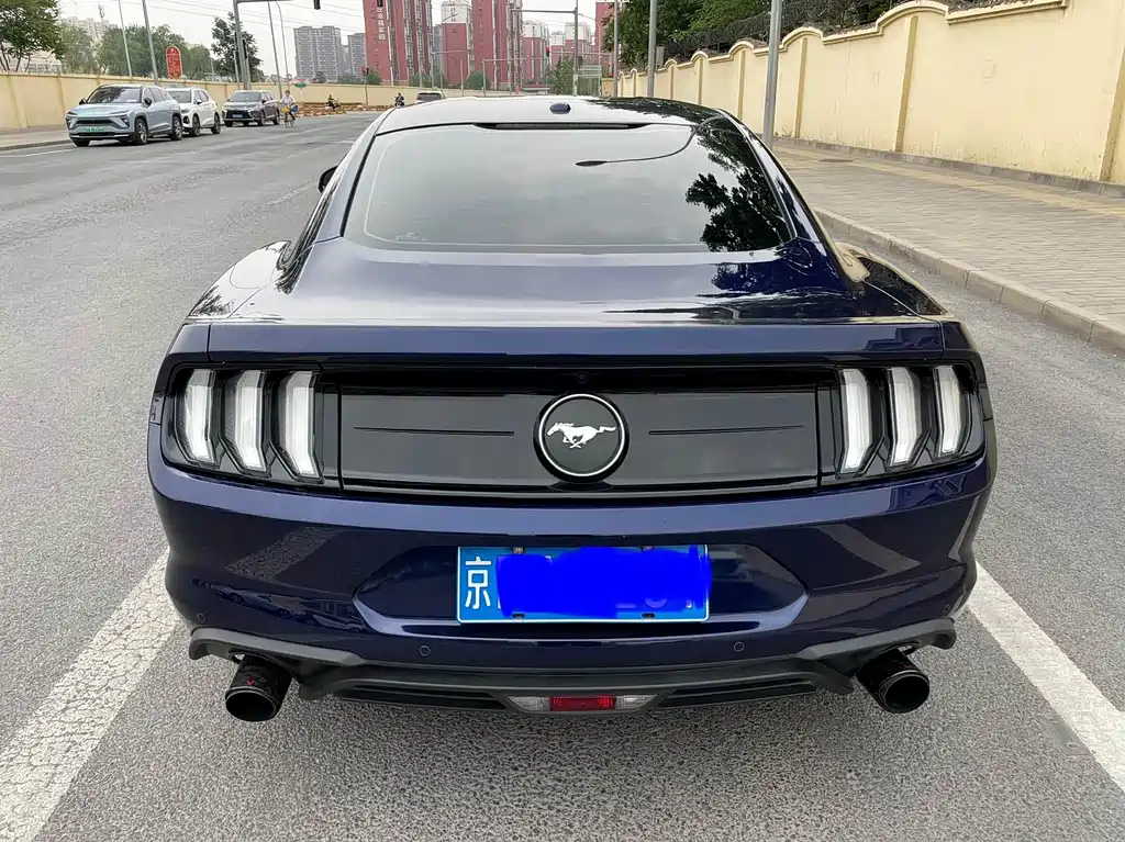 Ford Mustang 2021 — фото 5