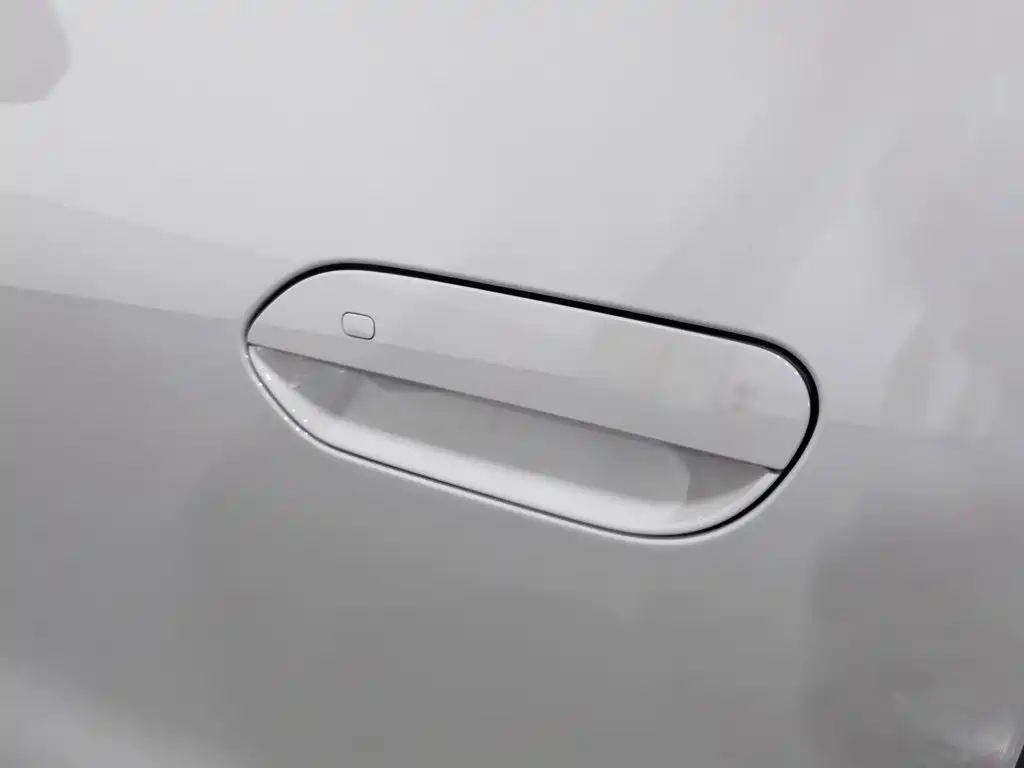 Geely Galaxy Starwish 2026 — фото 18