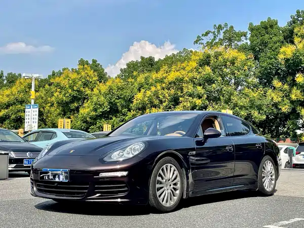 Porsche Panamera 2014