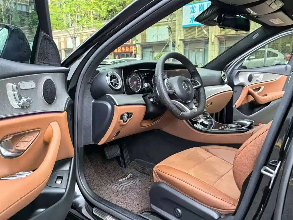 Mercedes-Benz E-Class 2018 — фото 4