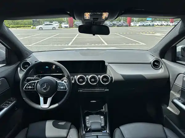 Mercedes-Benz GLA 2022