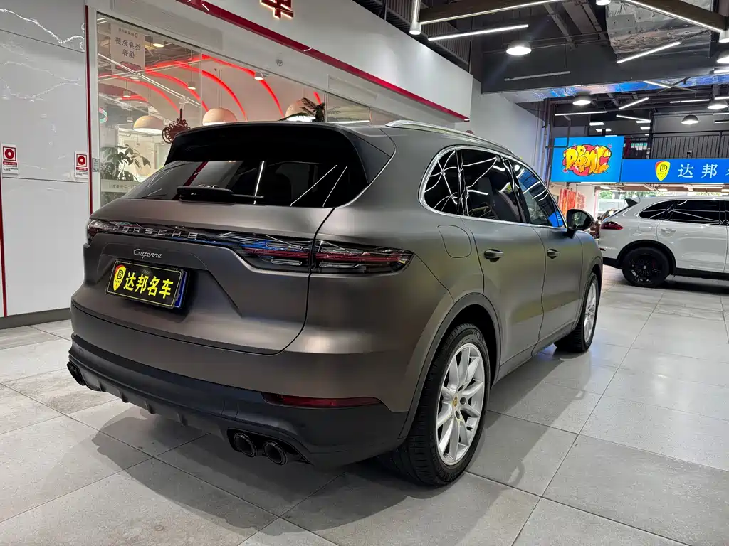 Porsche Cayenne 2019 — фото 15