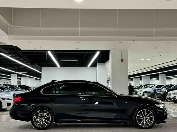 BMW 3 Series 2020