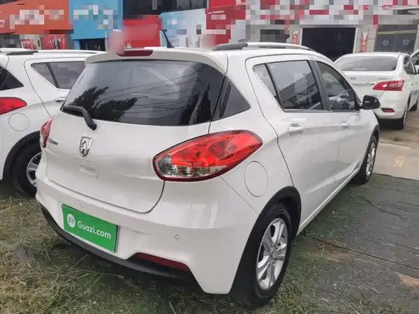 Baojun 310 2016