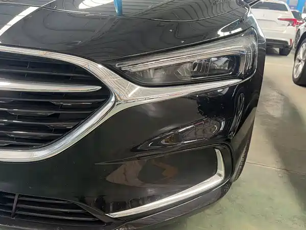 Buick LaCrosse 2022