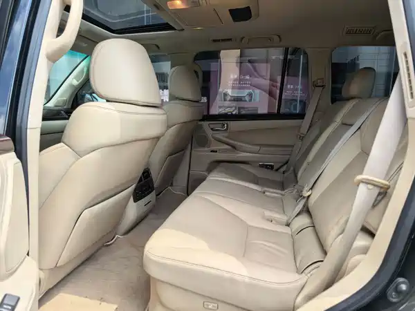 Lexus LX 2009