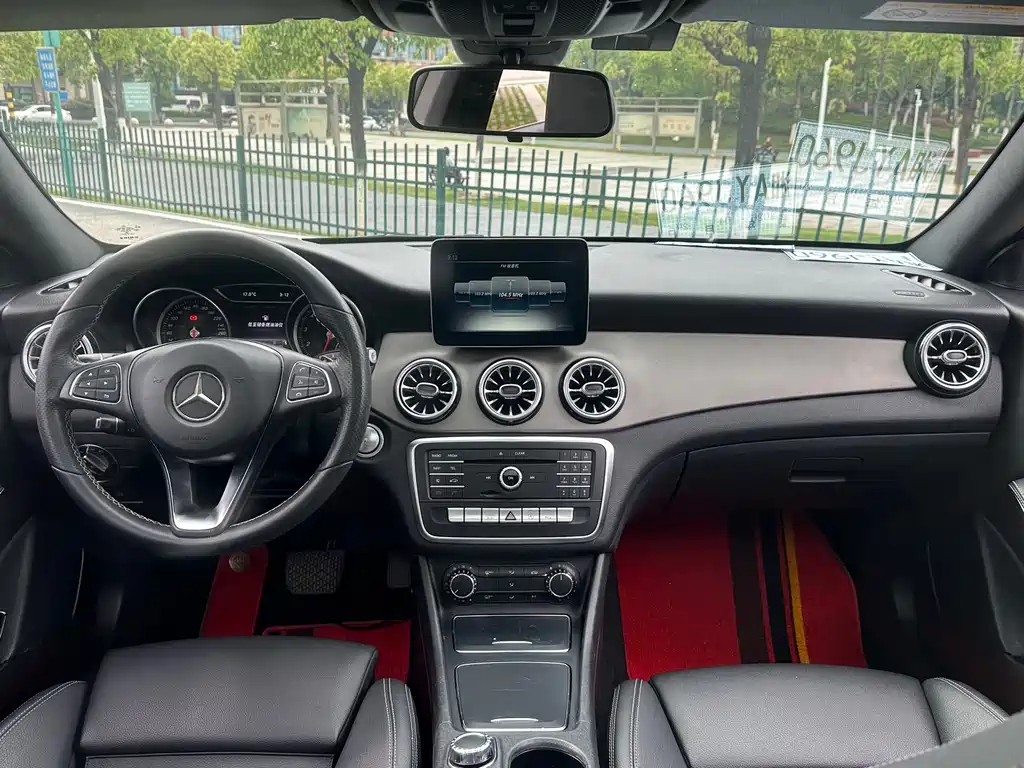 Mercedes-Benz CLA 2017 — фото 13